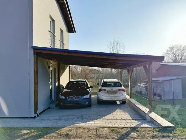 Prodej rodinného domu, Uhersko, 84 m2