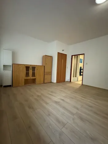 Pronájem bytu 1+kk, Kynšperk nad Ohří, Sokolovská, 27 m2