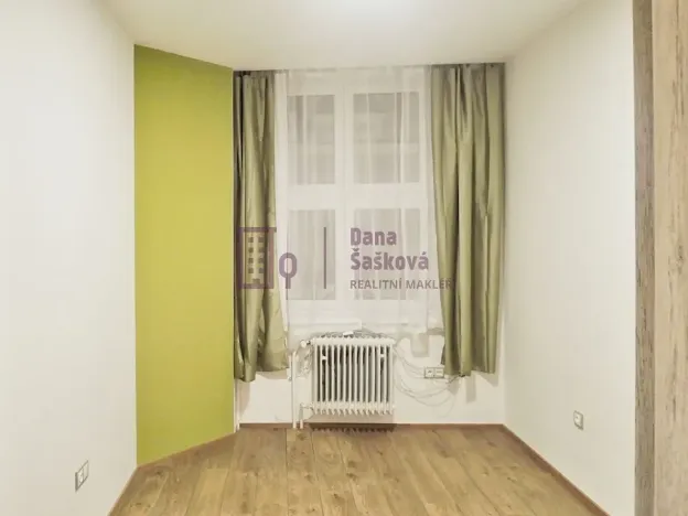 Pronájem bytu 2+kk, Jindřichův Hradec, Panská, 62 m2