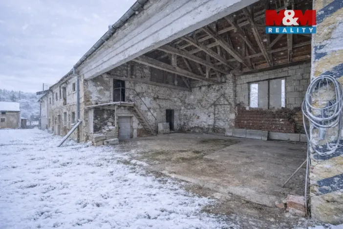 Prodej rodinného domu, Stříbro - Otročín, 300 m2