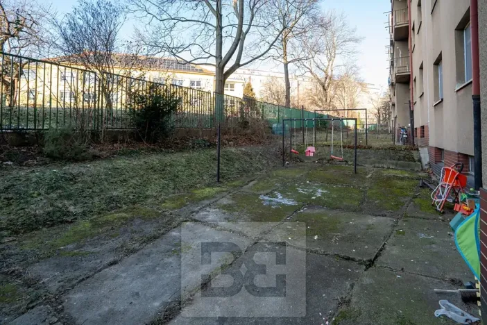 Pronájem bytu 2+kk, Praha - Vršovice, Novorossijská, 38 m2