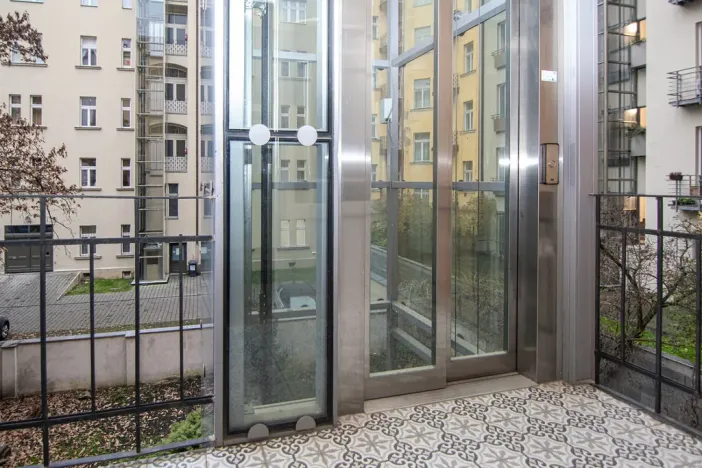 Pronájem bytu 2+kk, Praha - Vinohrady, Mánesova, 59 m2