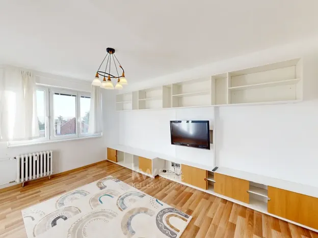 Pronájem bytu 2+1, Praha - Strašnice, U krbu, 55 m2