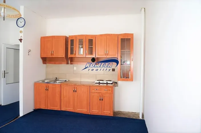 Pronájem bytu 1+kk, Olomouc, Nálevkova, 28 m2