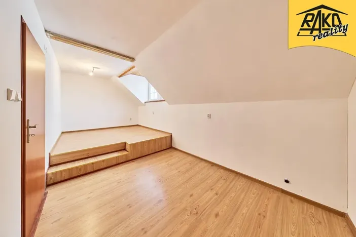 Prodej rodinného domu, Trutnov, 275 m2