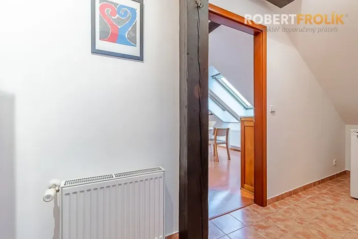Pronájem bytu 1+kk, Praha - Ruzyně, Sobínská, 36 m2