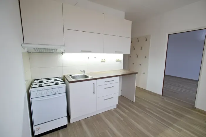 Pronájem bytu 1+1, Staňkov, Na Tržišti, 31 m2