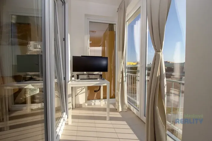 Pronájem bytu 2+kk, Praha - Stodůlky, Toufarova, 62 m2