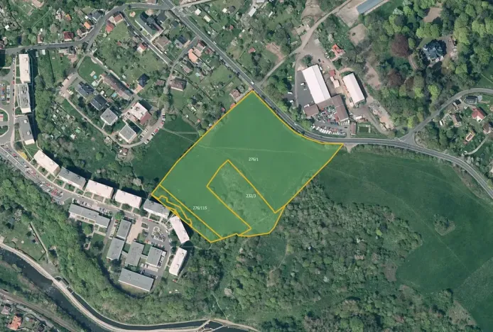 Prodej pole, Děčín, 39682 m2