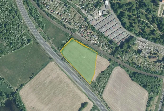 Prodej louky, Ostrov, 28839 m2