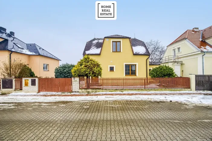 Pronájem ubytování, Praha - Dolní Měcholupy, U svornosti, 117 m2