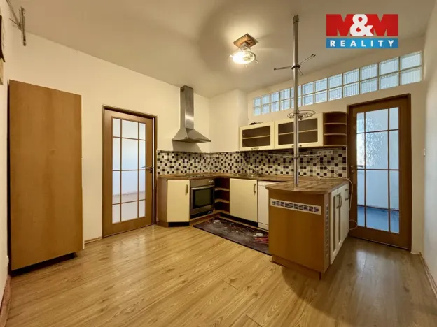 Prodej bytu 2+1, Ostrava - Zábřeh, Výškovická, 52 m2