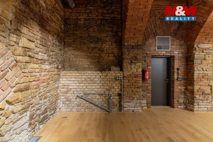 Prodej komerční nemovitosti, Kroměříž, Tovačovského, 43 m2