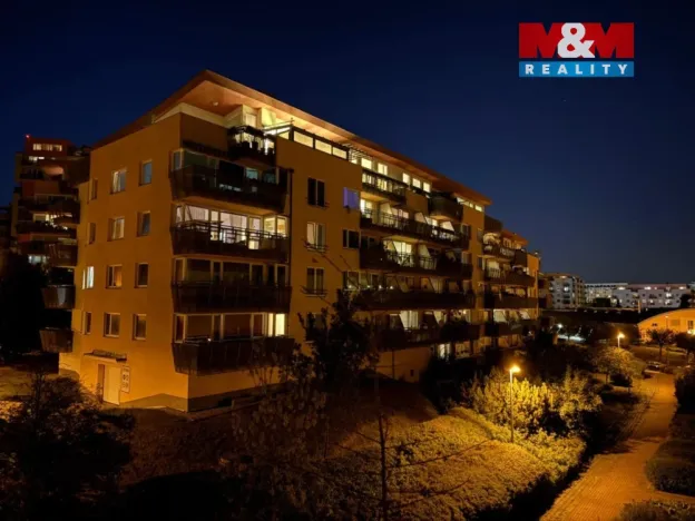 Prodej bytu 2+kk, Praha, Harmonická, 49 m2