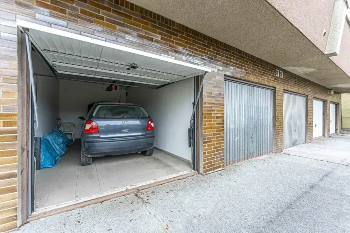 Pronájem garáže, Praha - Krč, Nad pískovnou, 15 m2