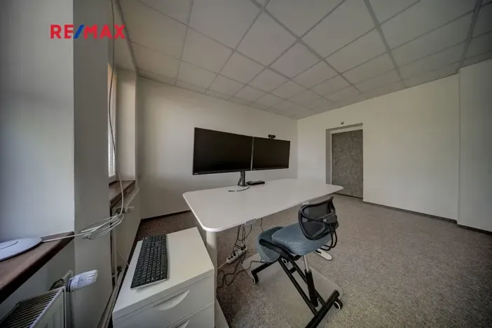 Pronájem kanceláře, Chlumec nad Cidlinou, Rooseveltova, 18 m2