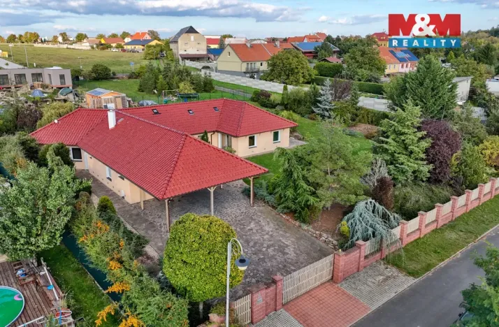 Prodej rodinného domu, Hrušovany, 300 m2