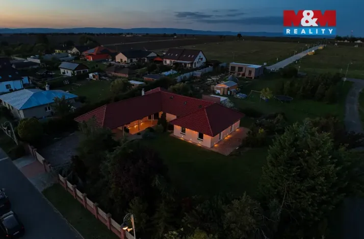 Prodej rodinného domu, Hrušovany, 300 m2