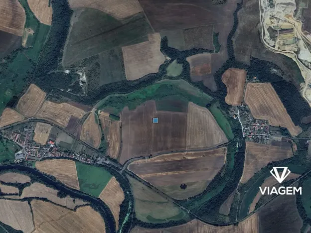 Prodej podílu pole, Staňkovice, 1216 m2