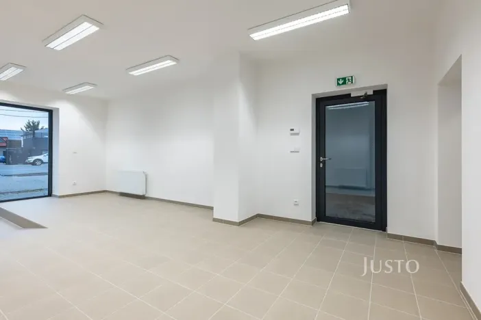 Pronájem obchodního prostoru, Staré Město, Hradišťská, 42 m2