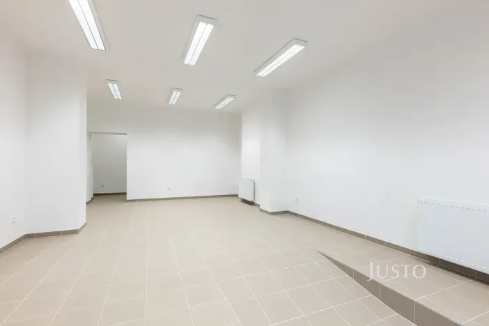Pronájem obchodního prostoru, Staré Město, Hradišťská, 42 m2
