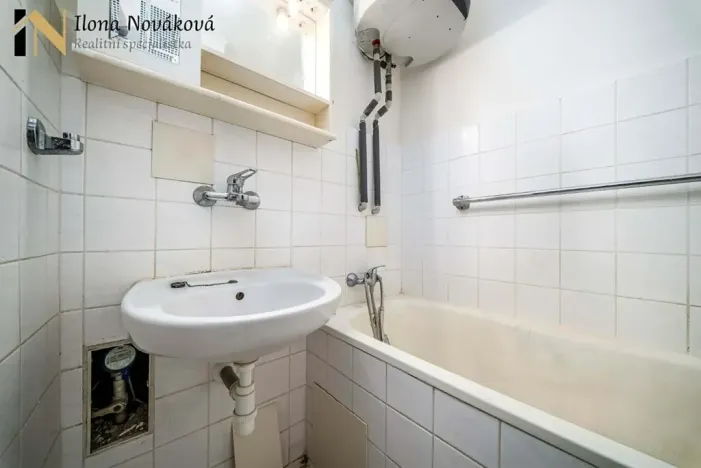 Prodej bytu 2+1, Praha - Kobylisy, Horňátecká, 57 m2