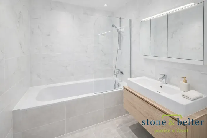 Prodej bytu 3+1, Praha - Stodůlky, U jezera, 82 m2