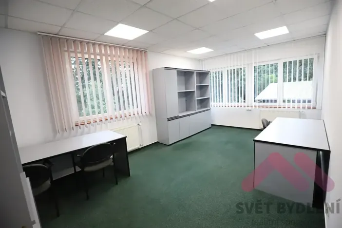 Pronájem kanceláře, Praha - Libeň, Voctářova, 117 m2