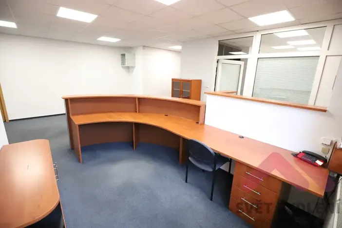 Pronájem kanceláře, Praha - Libeň, Voctářova, 117 m2