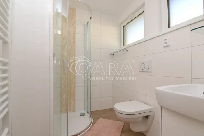 Pronájem bytu 3+kk, Praha - Hlubočepy, Pod Žvahovem, 59 m2