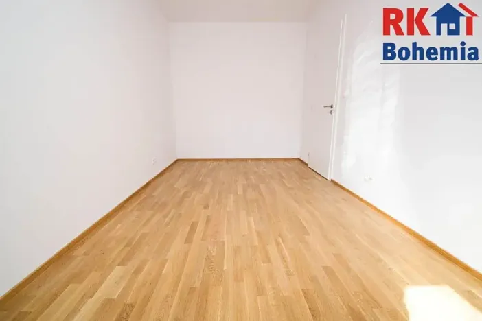 Pronájem bytu 2+kk, Praha - Michle, Hadovitá, 51 m2