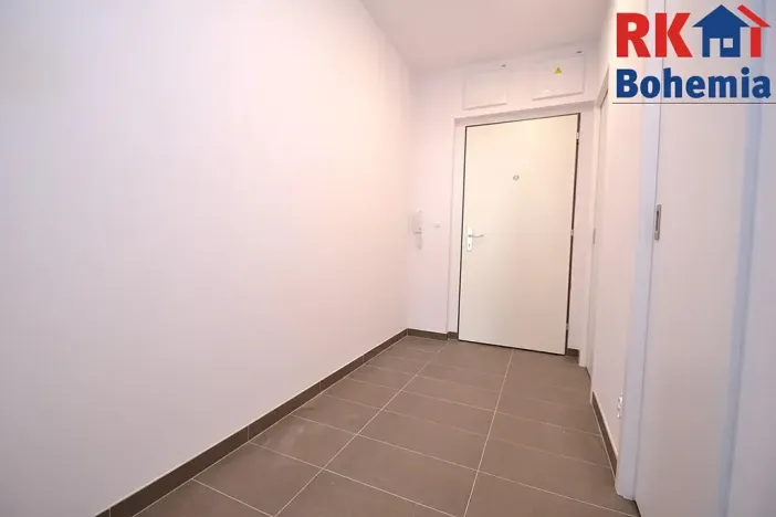 Pronájem bytu 2+kk, Praha - Michle, Hadovitá, 51 m2