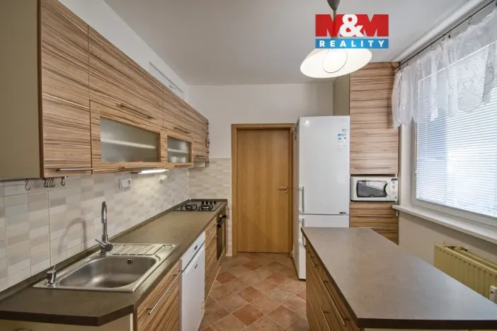 Prodej bytu 3+1, Rožnov pod Radhoštěm, Tyršovo nábřeží, 73 m2