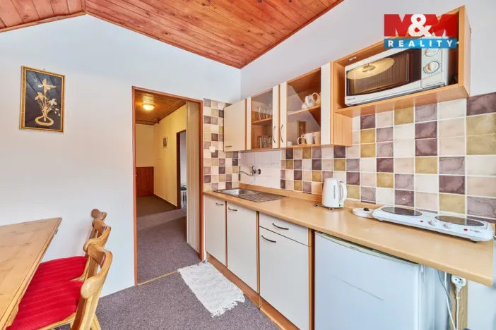 Prodej rodinného domu, Horní Maršov, Za Vodou, 600 m2