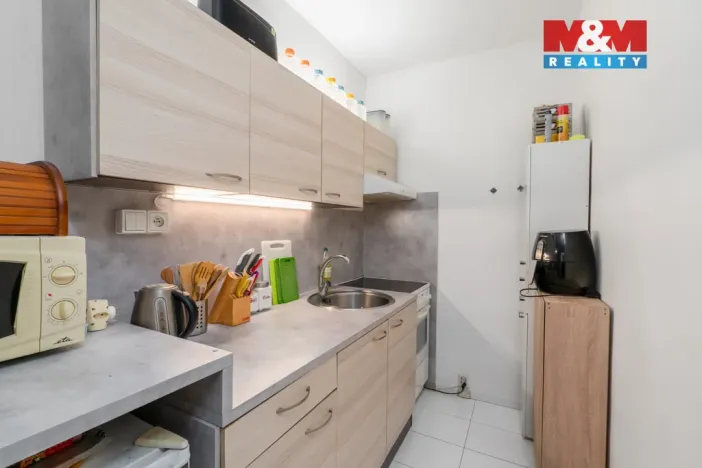 Pronájem bytu 1+kk, Teplice, Krušnohorská, 32 m2