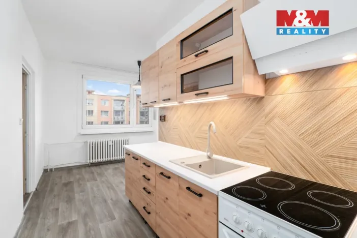 Prodej bytu 3+1, Ústí nad Labem - Neštěmice, Seifertova, 81 m2