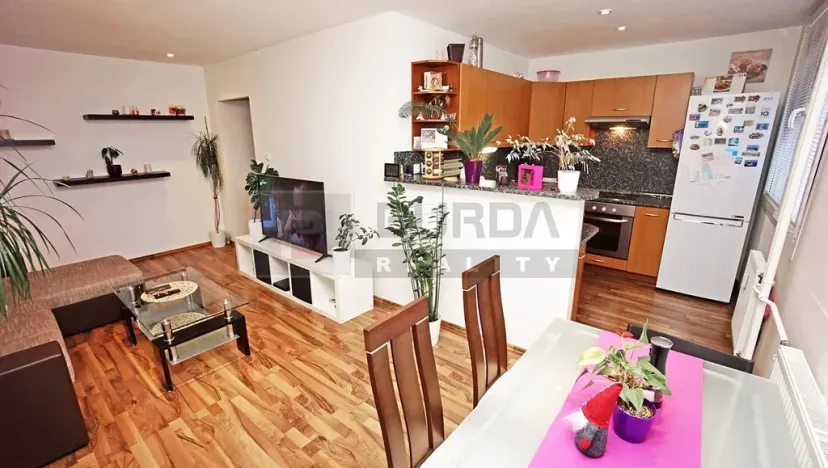 Prodej bytu 2+1, Neratovice, 53 m2