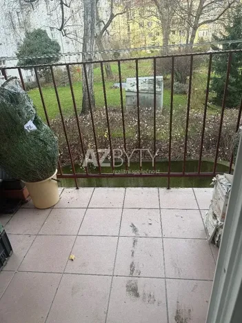 Prodej bytu 2+kk, Praha - Bubeneč, Lotyšská, 39 m2