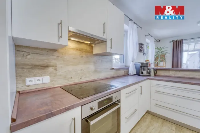 Prodej rodinného domu, Osek, 146 m2