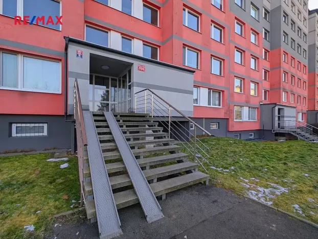 Pronájem bytu 1+kk, Praha - Černý Most, Doležalova, 33 m2