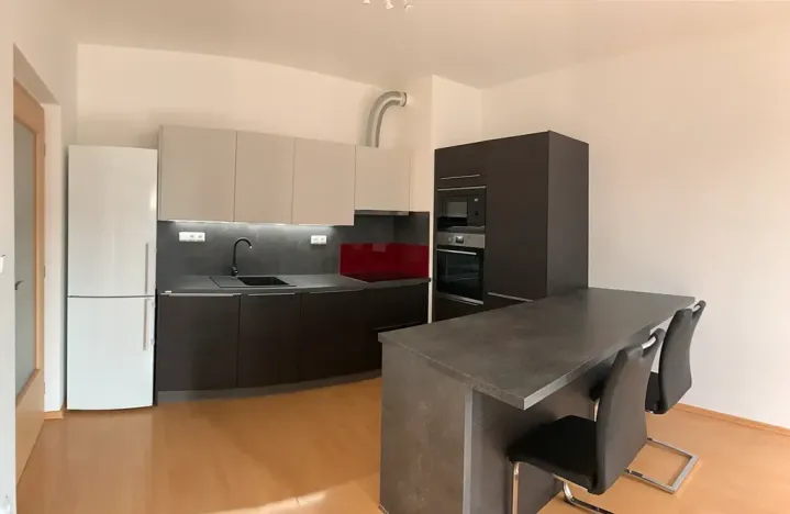 Pronájem bytu 2+kk, Jesenice, Cedrová, 46 m2