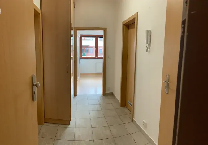 Pronájem bytu 2+kk, Jesenice, Cedrová, 46 m2