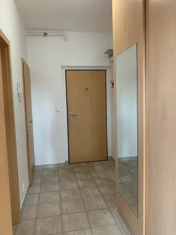Pronájem bytu 2+kk, Jesenice, Cedrová, 46 m2