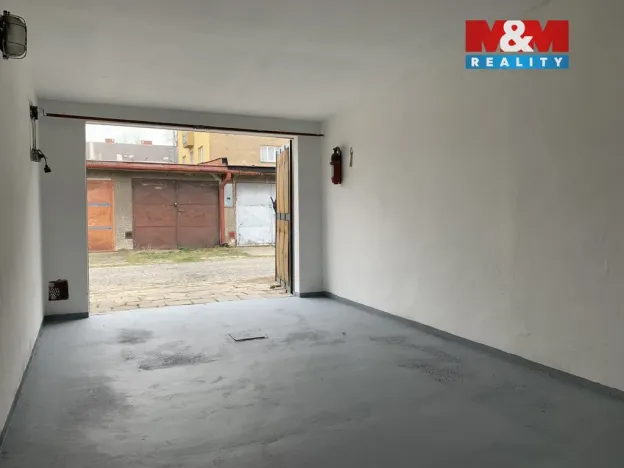 Pronájem garáže, Ostrava, Zelená, 17 m2