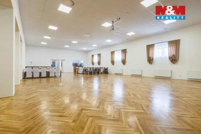 Pronájem restaurace, Vřesina, Ovocná, 635 m2