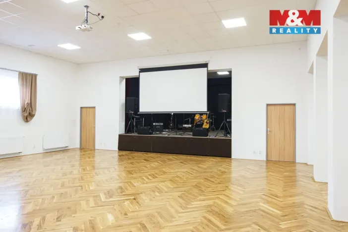 Pronájem restaurace, Vřesina, Ovocná, 635 m2