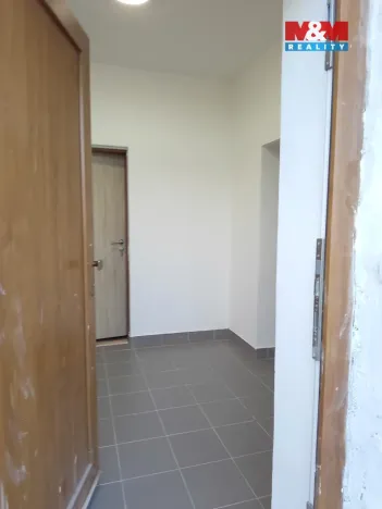 Pronájem bytu 2+kk, Ostrava - Muglinov, Komerční, 61 m2