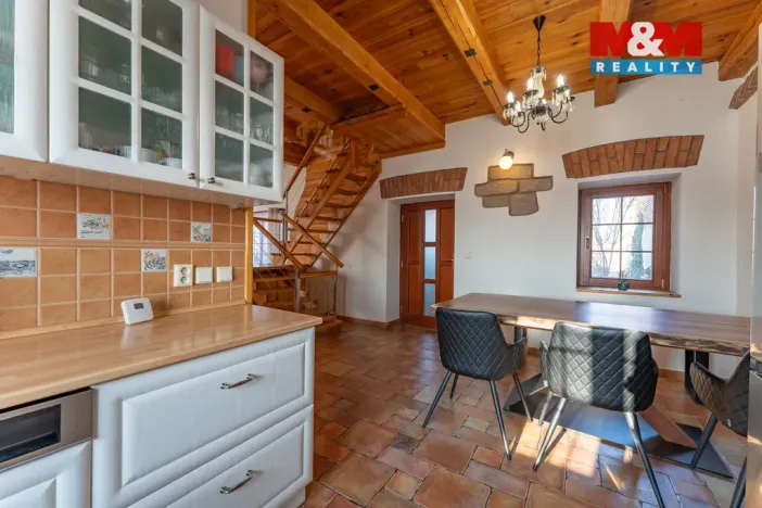 Prodej rodinného domu, Zlonice - Vyšínek, 244 m2