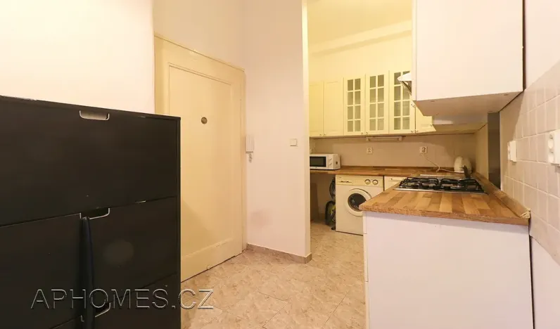 Pronájem bytu 2+1, Praha - Bubeneč, Terronská, 45 m2