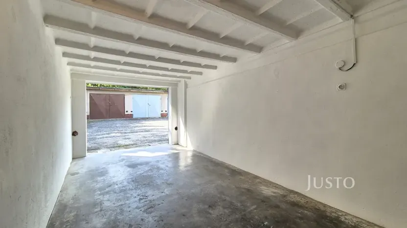 Pronájem garáže, Písek, Lipová alej, 16 m2